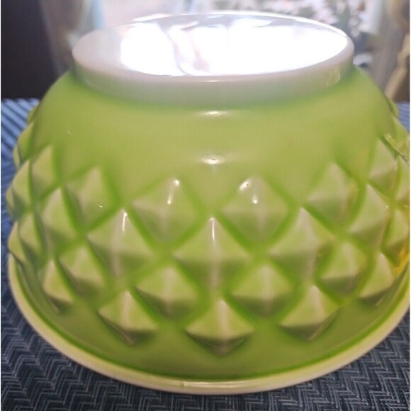 Set of 2 Pineapple Watermelon 3D Heavy Duty Melamine Bowls 8-1/2" and 7-1/4" - Picture 6 of 7